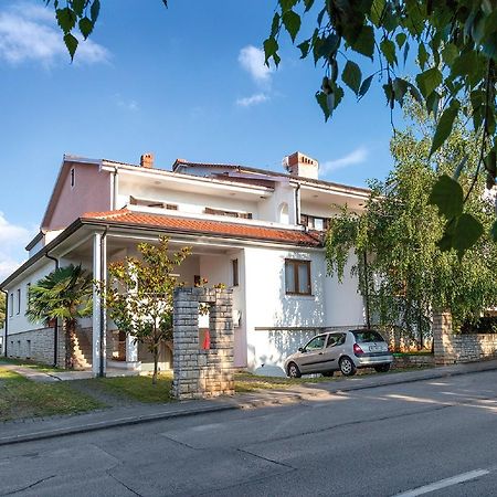 Casa Mareva Hotell Poreč Eksteriør bilde