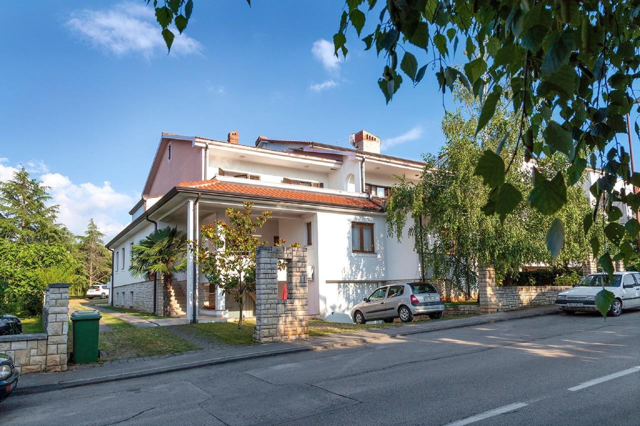 Casa Mareva Hotell Poreč Eksteriør bilde